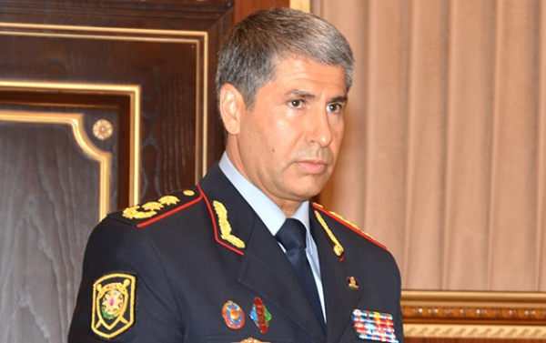 Nazir Göygöl rayonunun dövlət yol polis rəisini işdən çıxartdı